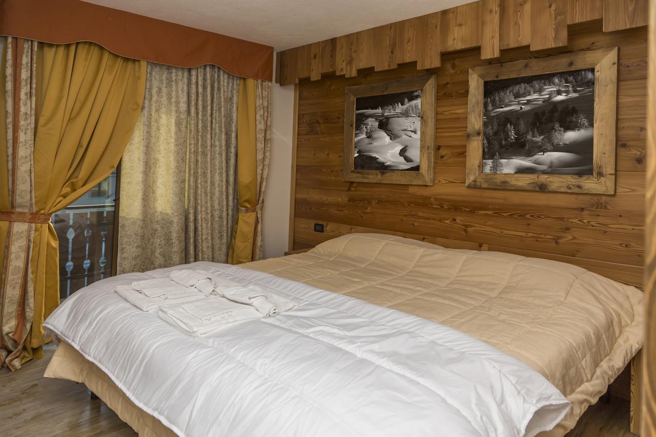 Hotel Clotes Oulx Exterior foto