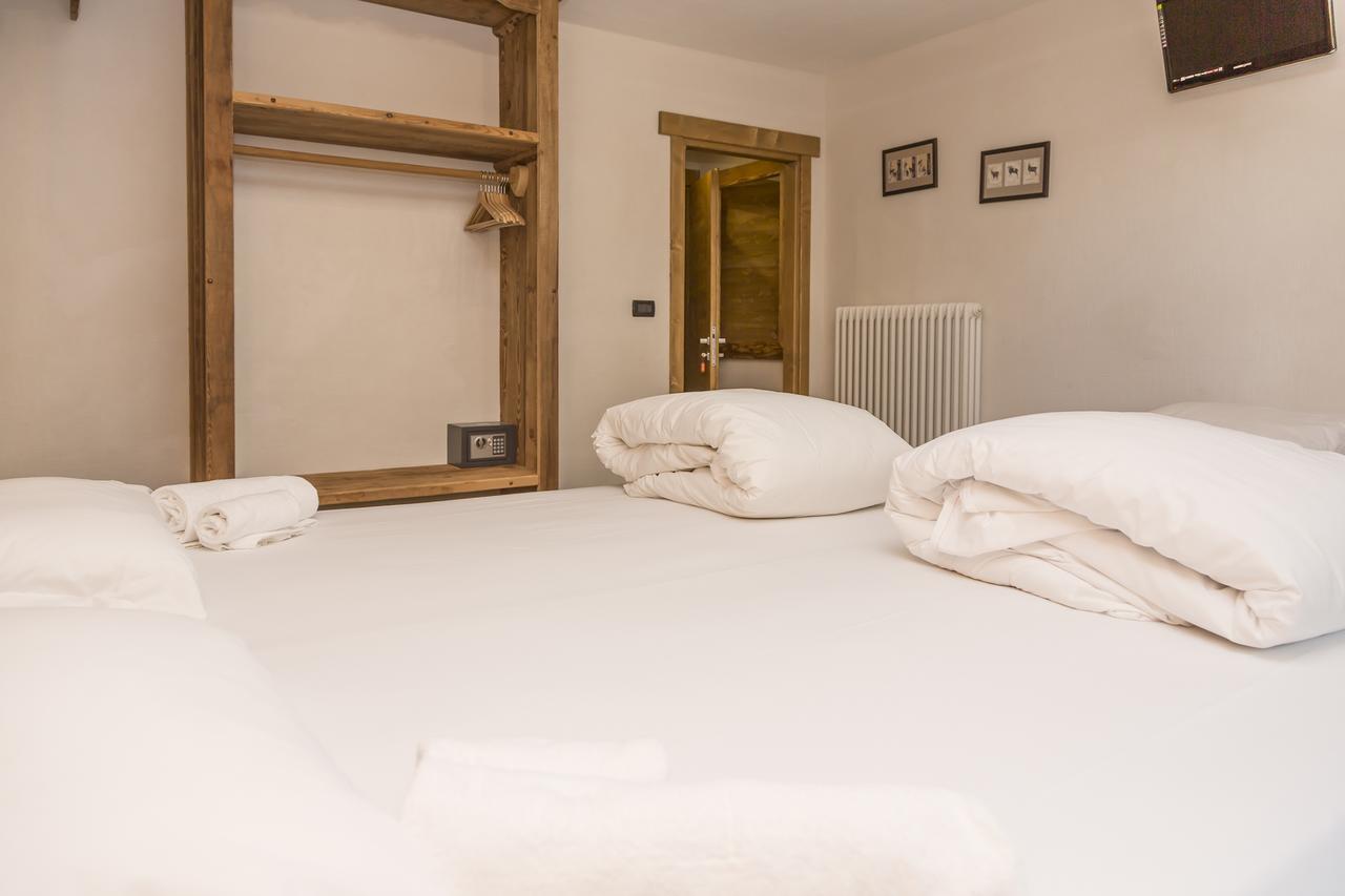 Hotel Clotes Oulx Exterior foto
